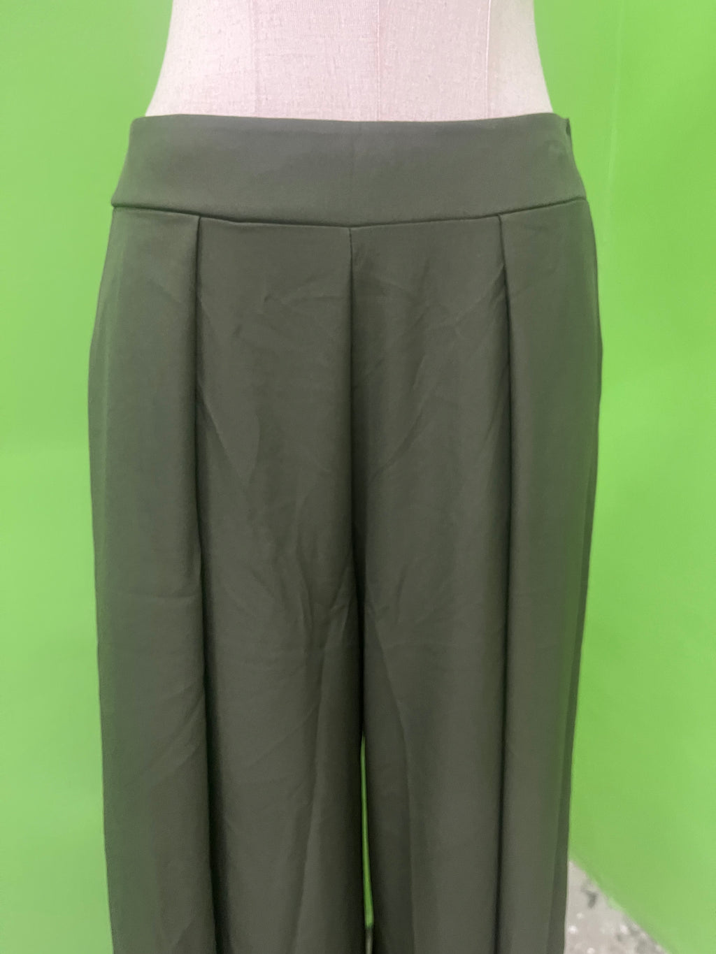 Pantalón amplio