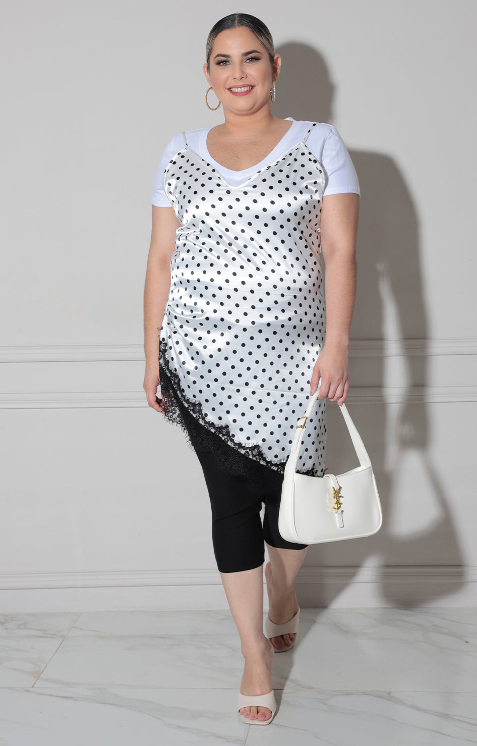 Blusa blanca con negro  polka-donts - BLUSA XL Boutiquemirel 