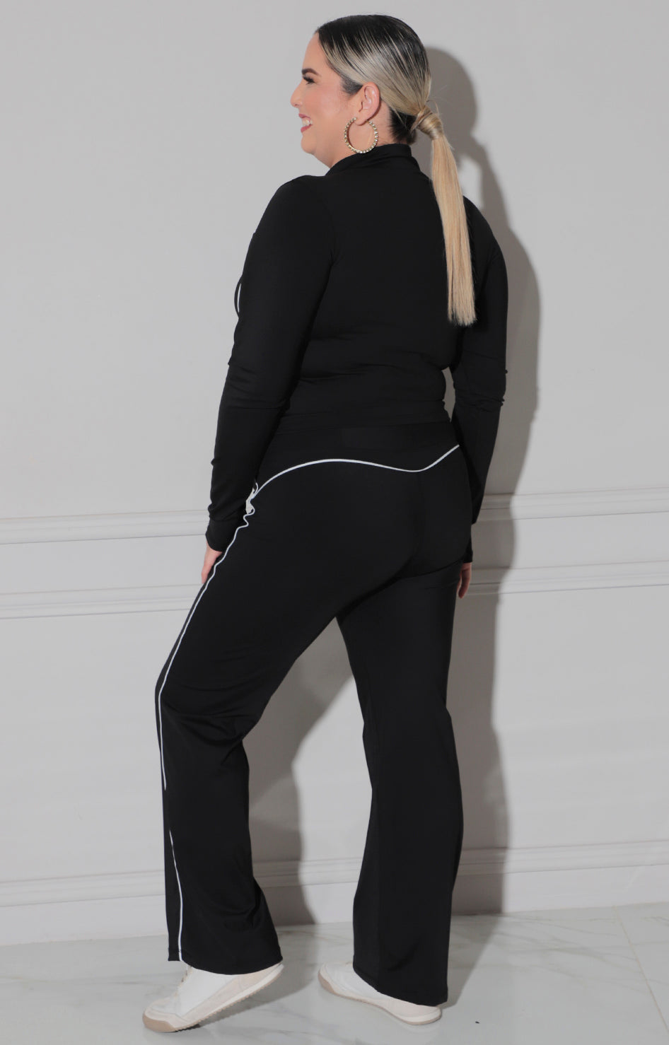 Conjunto negro deportivo - CONJUNTO CURVY Boutiquemirel 
