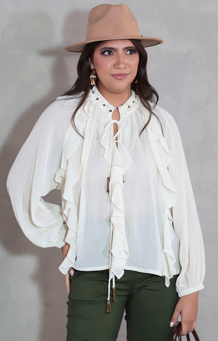 Blusa beige con olanes - BLUSA Boutiquemirel 