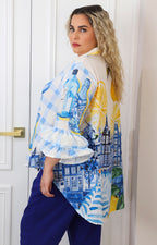 Blusa camisera con estampado artístico