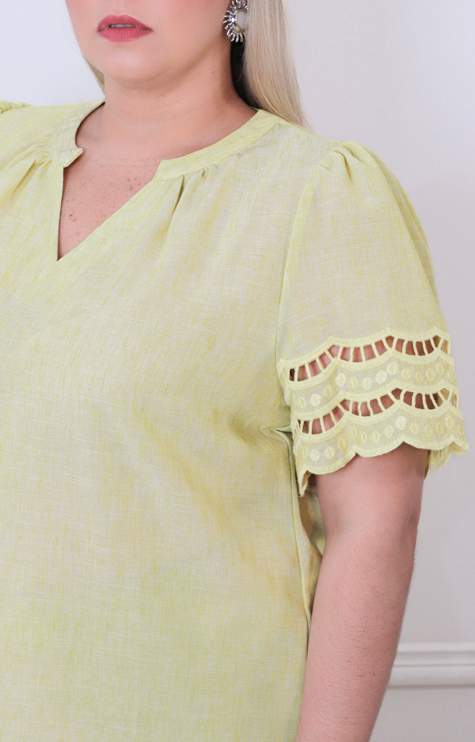 Blusa lisa con detalle - BLUSAS CURVY Boutiquemirel 