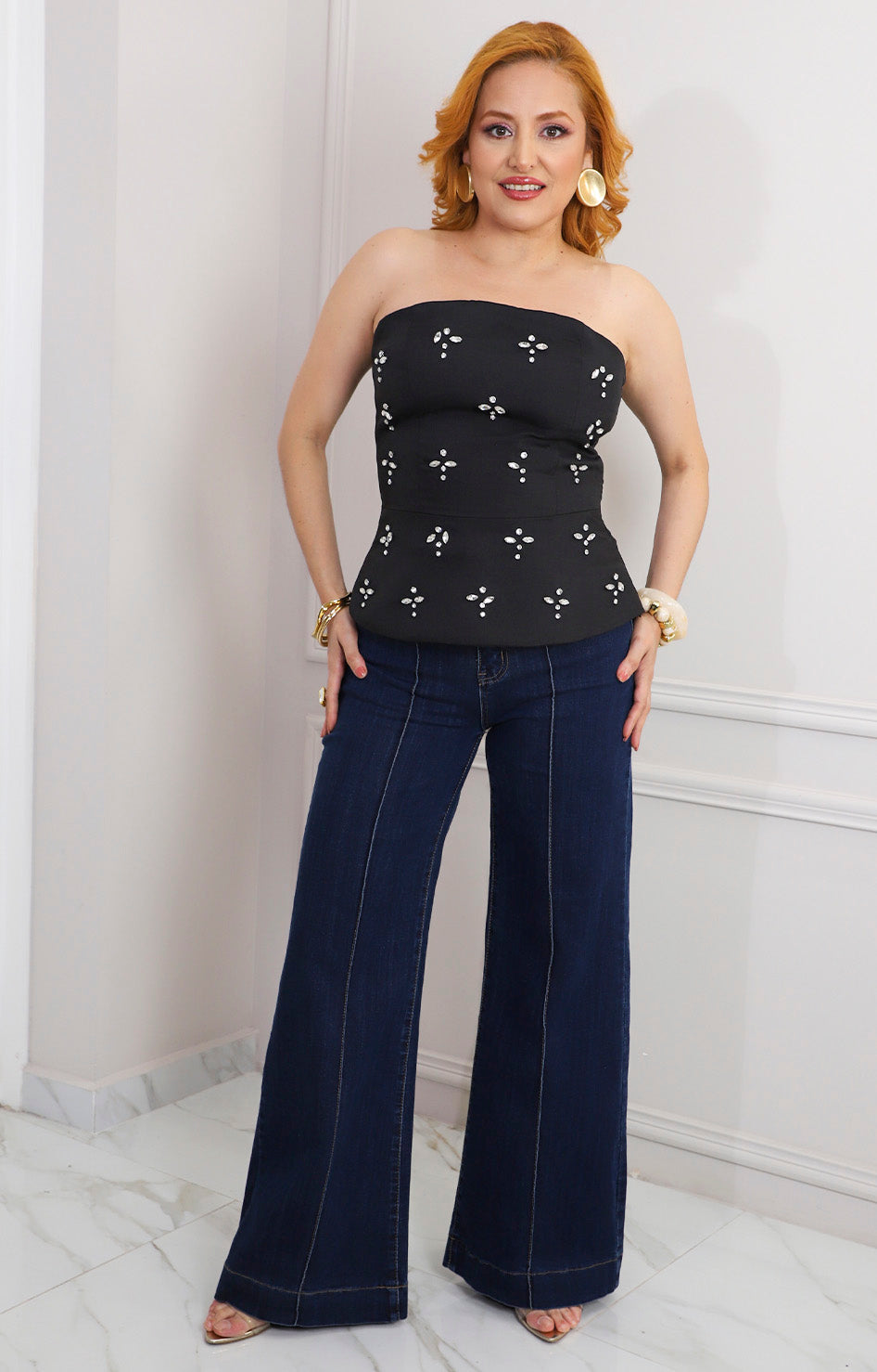 Blusa strapless con pedrería