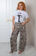 Pantalón  de pierna ancha con animal print