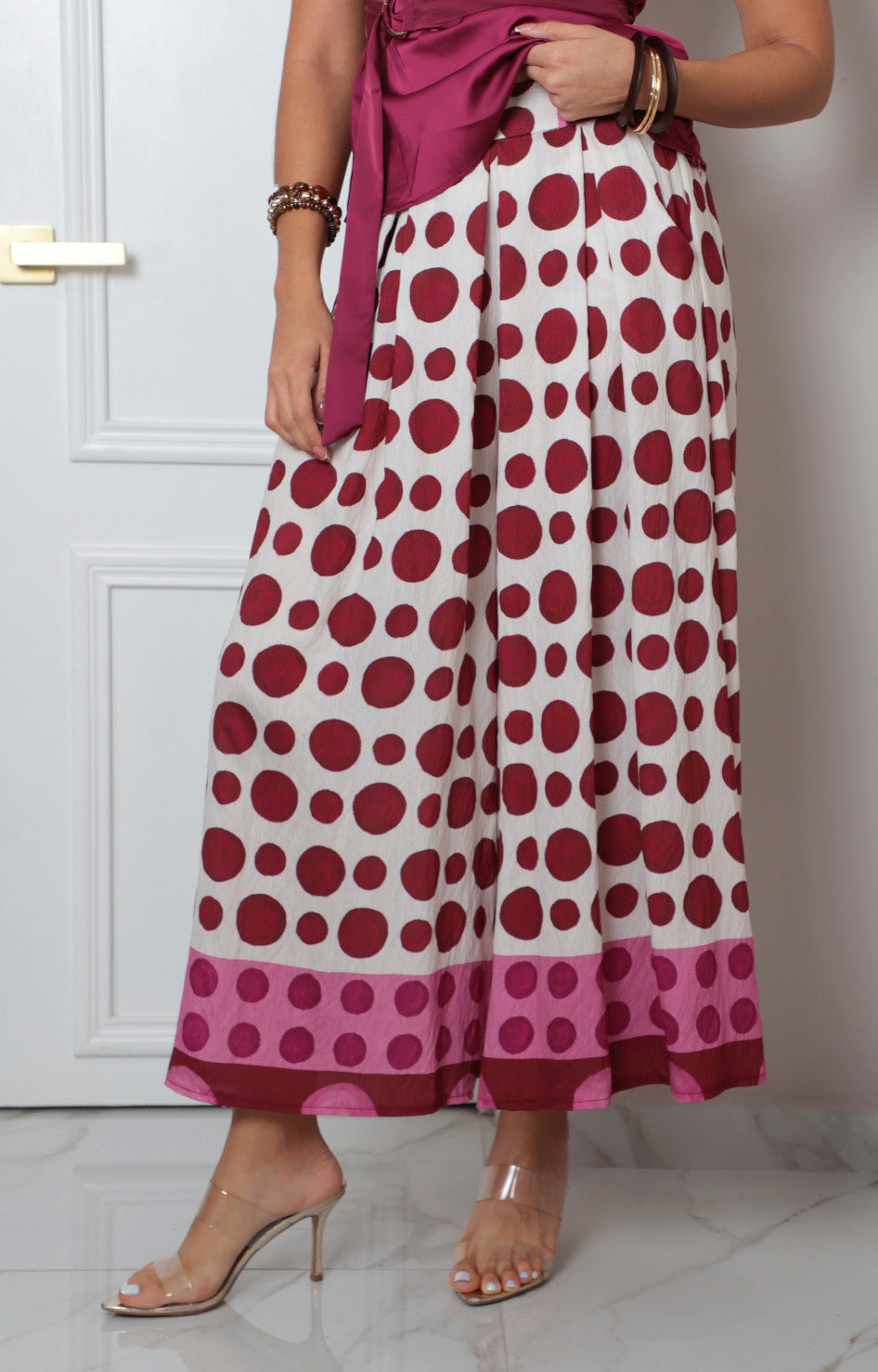Pantalón con estampado polka dots