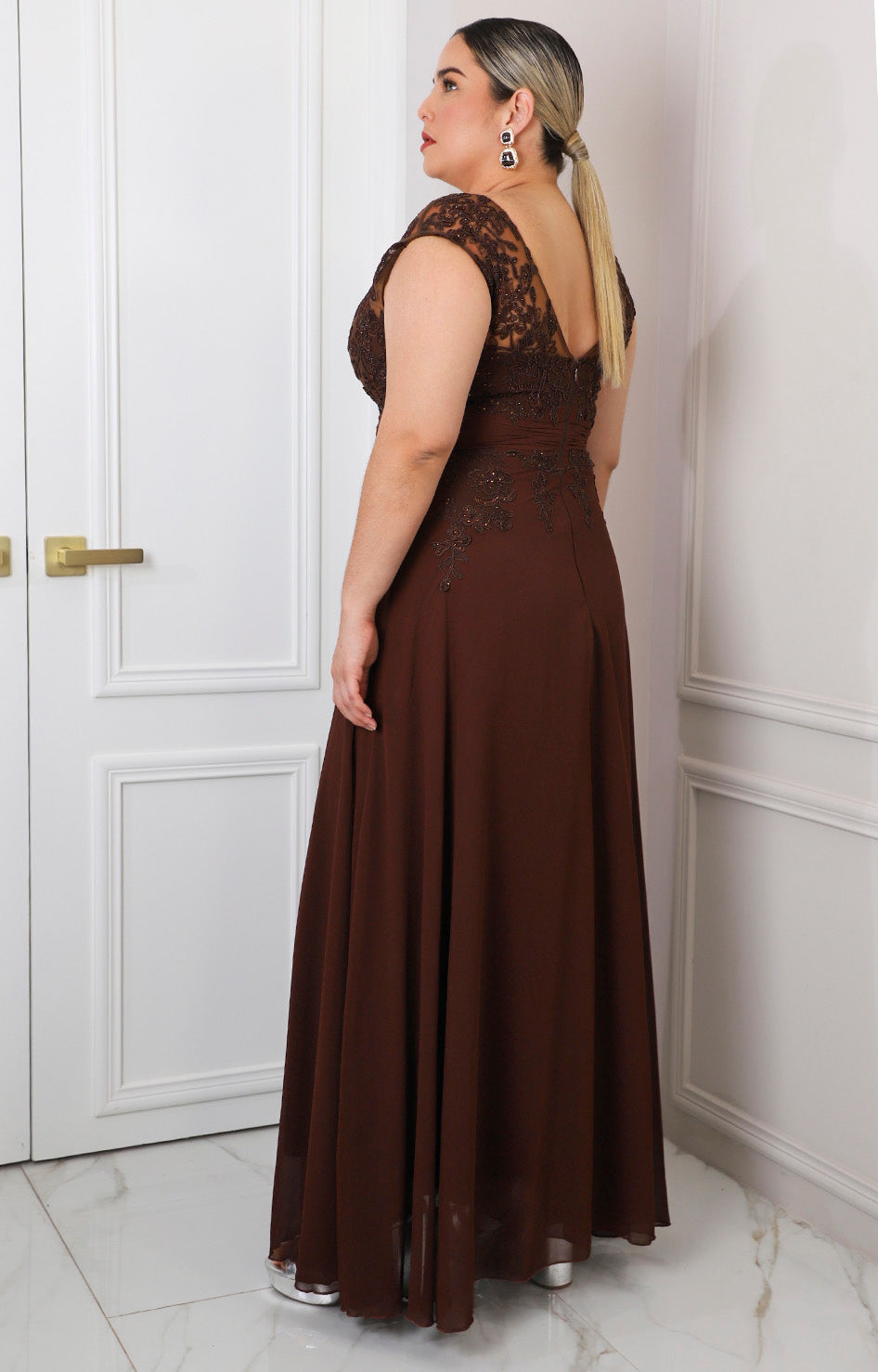 Vestido café largo