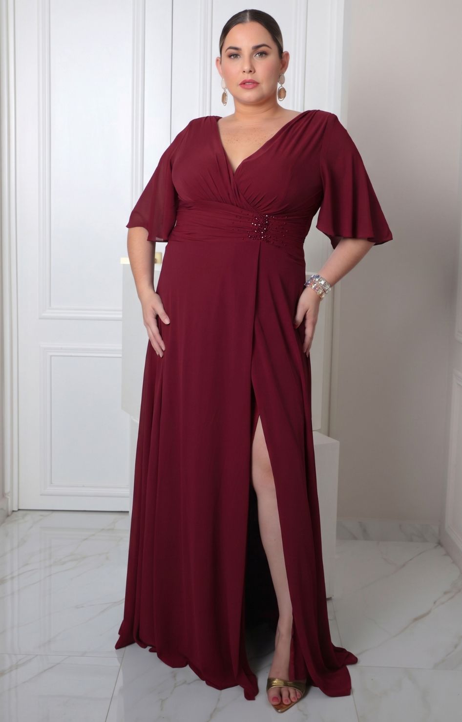 Vestido largo con escote en V drapeado