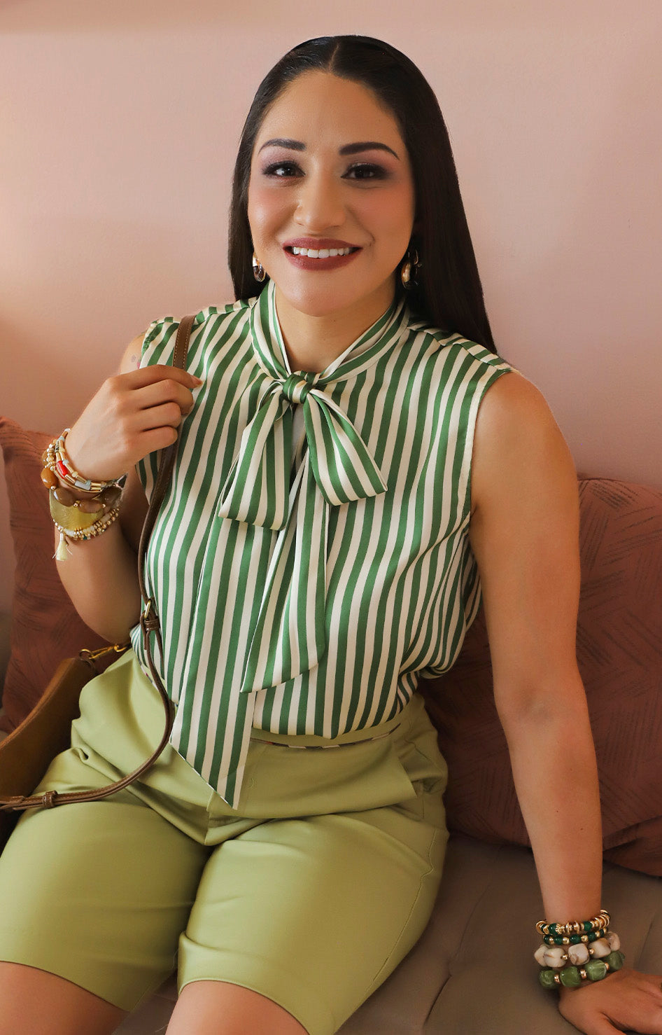 Blusa sin manga a rayas con moño