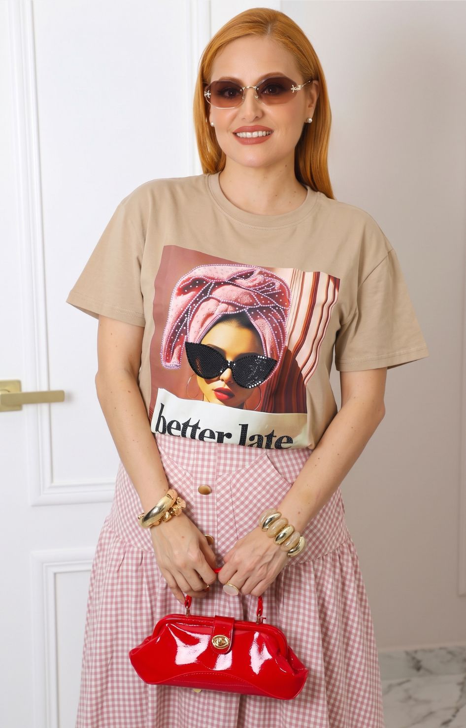 Blusa gráfica con brillos