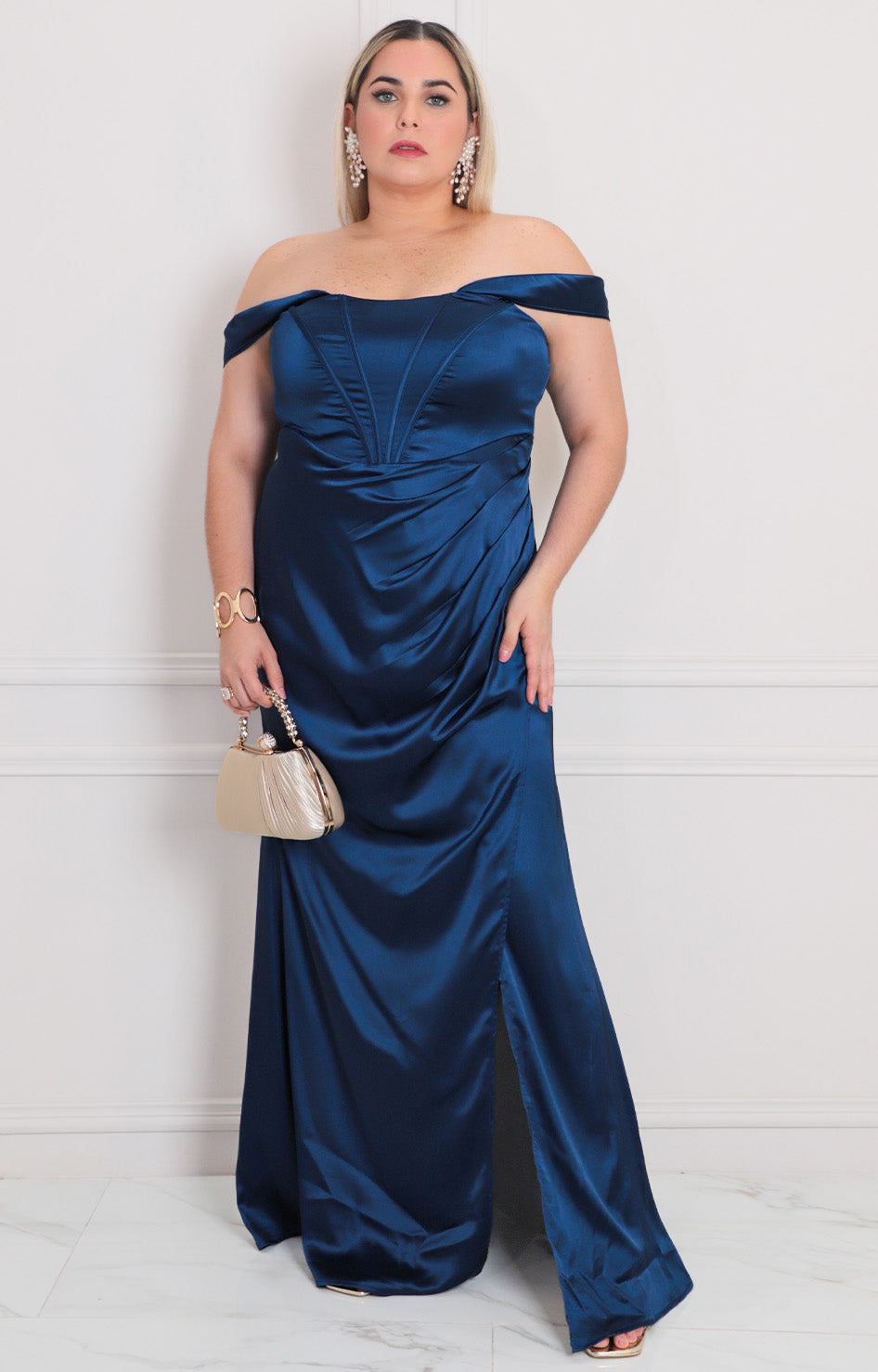 Vestido de tirantes con fruncido - VESTIDO LARGO CURVY Boutiquemirel 