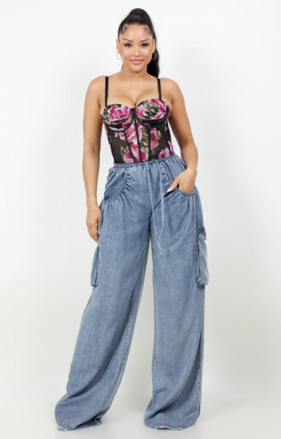 Blusa negra de tirantes