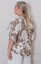 Blusa estampada de flores - BLUSAS CURVY Boutiquemirel 