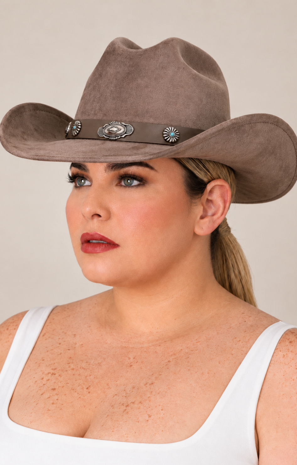 Sombrero vaquero kaki Boutiquemirel con diseño clásico de ala ancha
