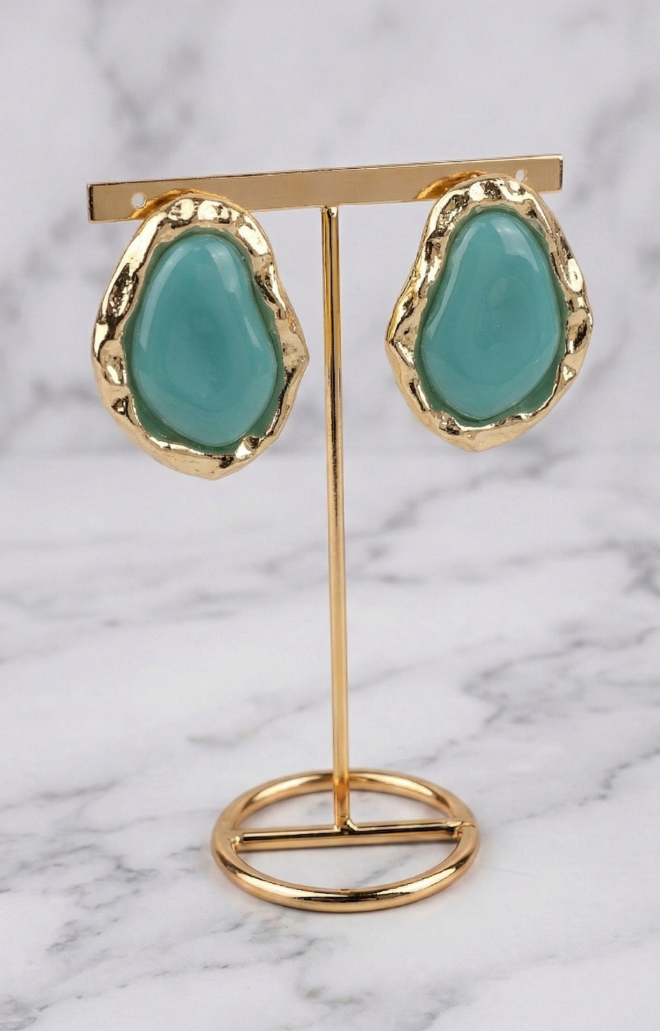 Aretes dorados con piedra turquesa - ARETES Boutiquemirel 