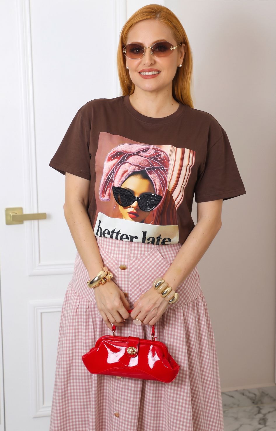 Blusa gráfica con brillos
