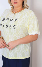 Blusa estampada good vibes