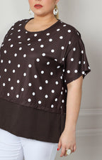 Blusa café con polka dots