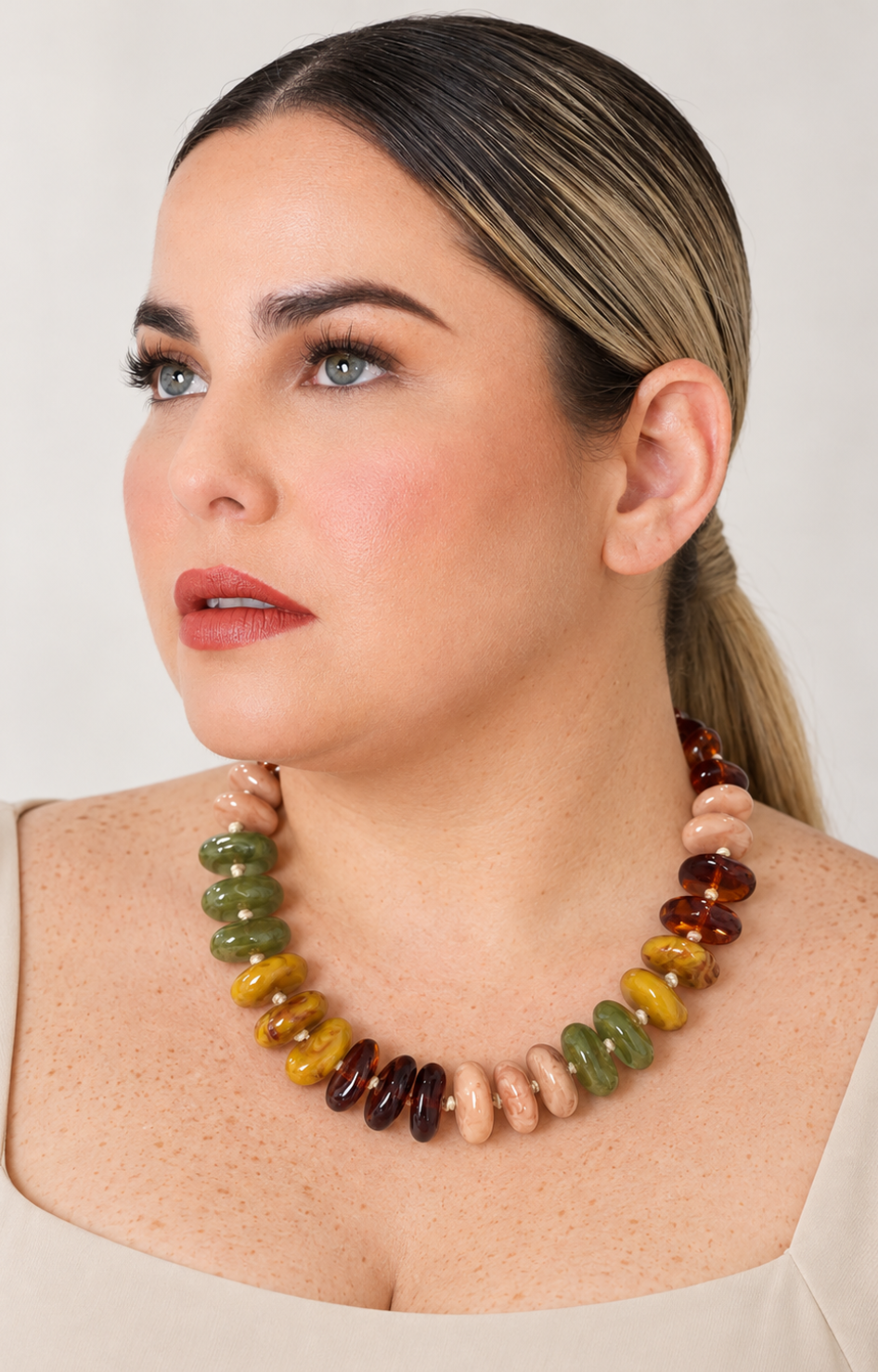 Collar de cuentas tipo disco