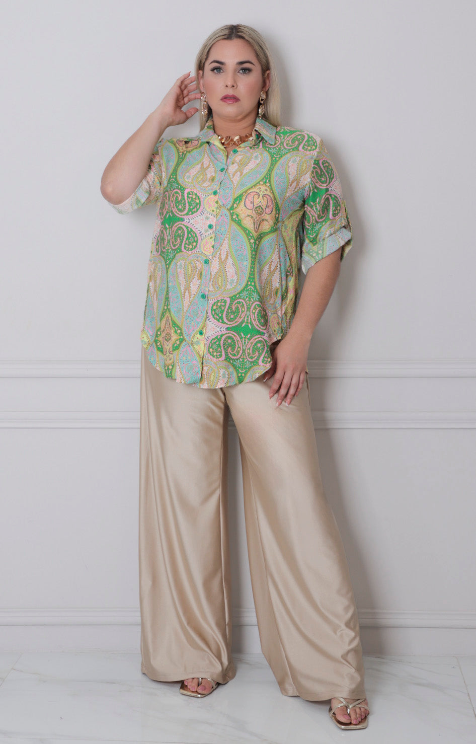 Blusa estampada con botones - BLUSAS CURVY Boutiquemirel 