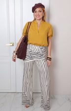 Blusa escote en V con mangas fruncidas
