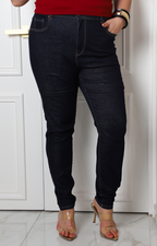 Pantalón de mezclilla obscuro