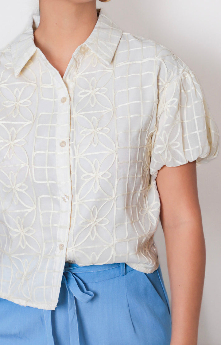 Blusa beige de botones - BLUSAS REGULAR Boutiquemirel 