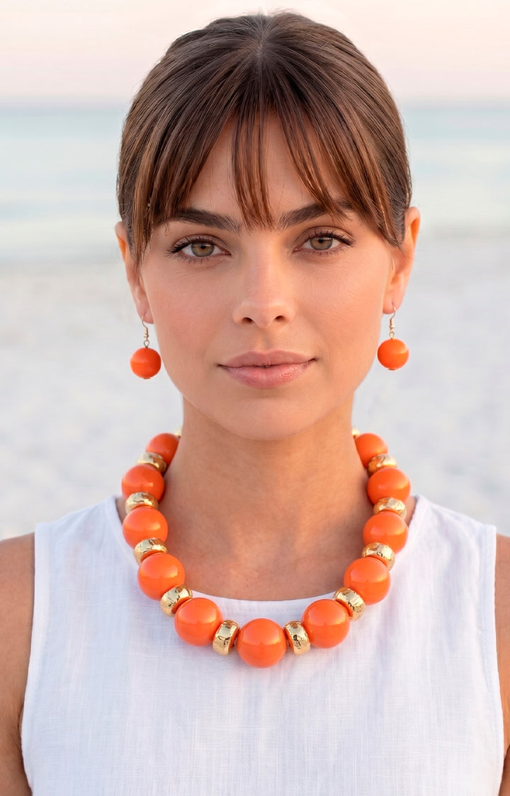 Set de collar y aretes con esferas