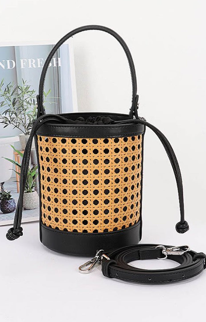 Bolso bucket tejido