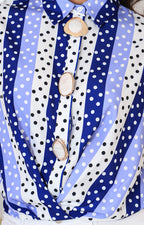 Blusa azul estampada