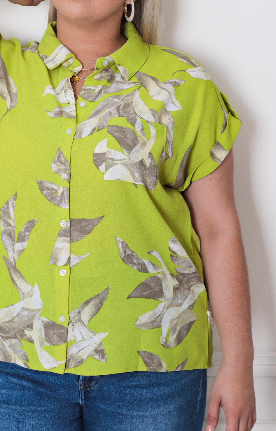 Blusa verde estampada - BLUSAS CURVY Boutiquemirel 