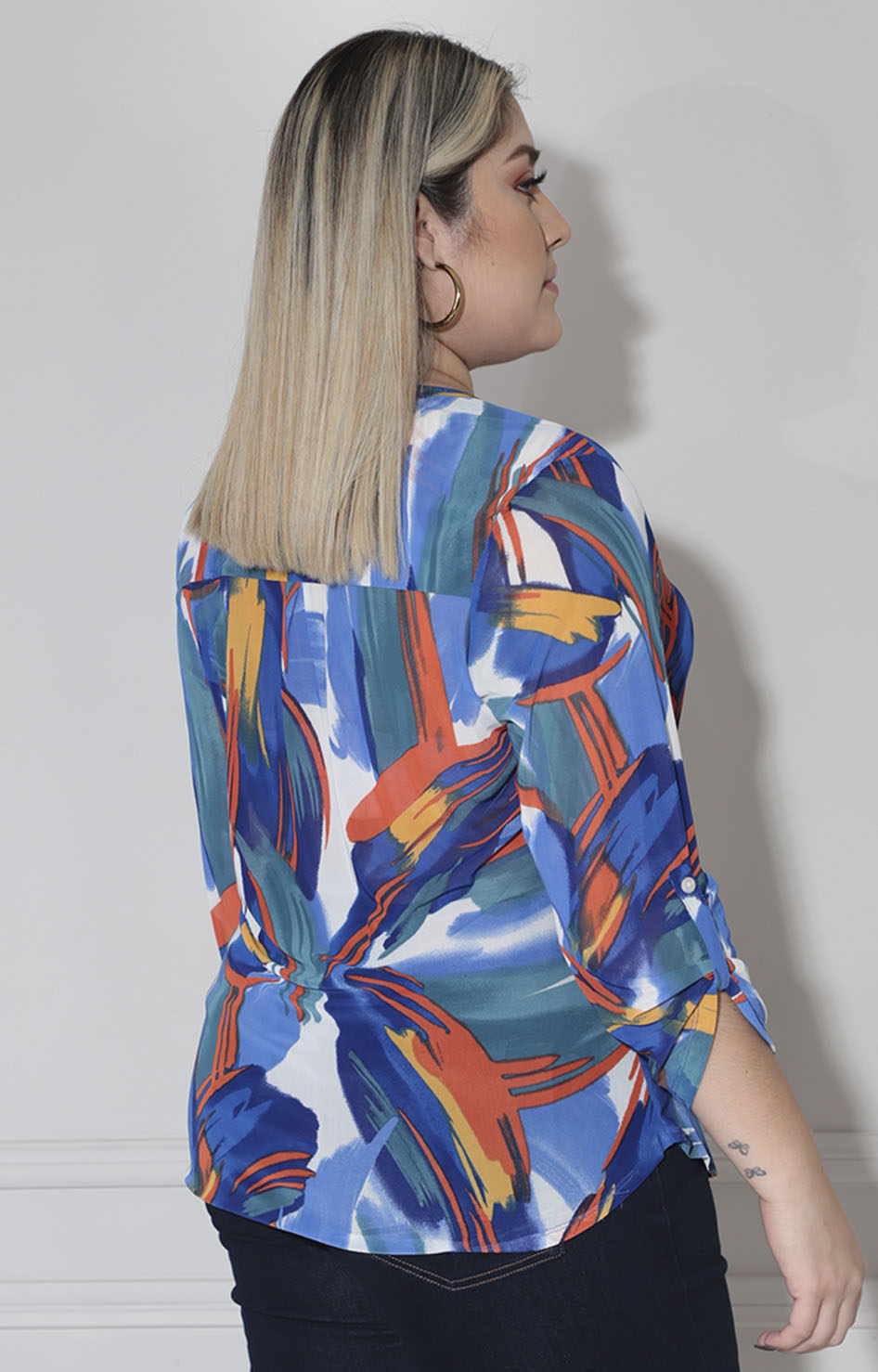 Blusa azul estampada