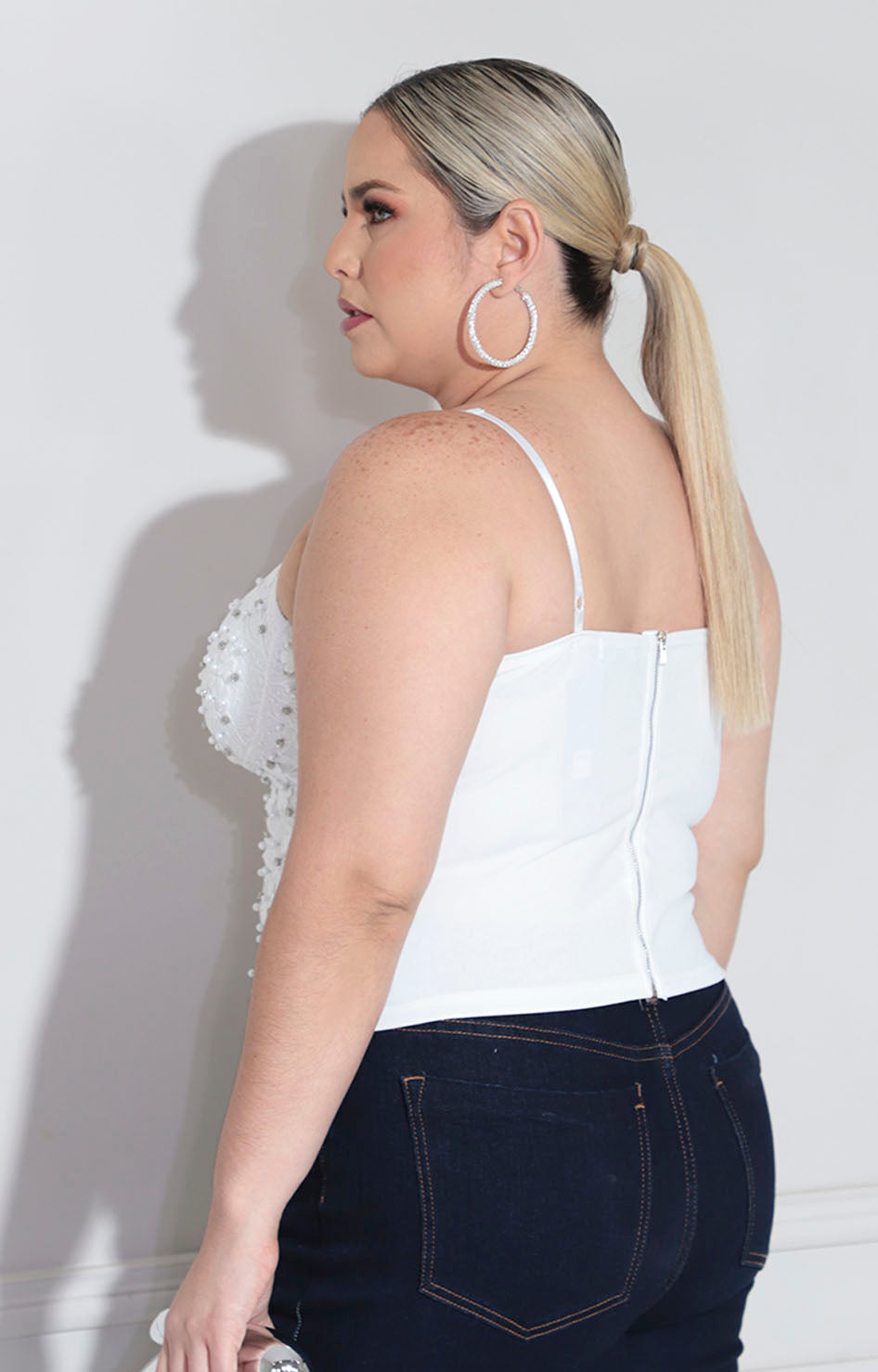 Blusa blanca brillosa