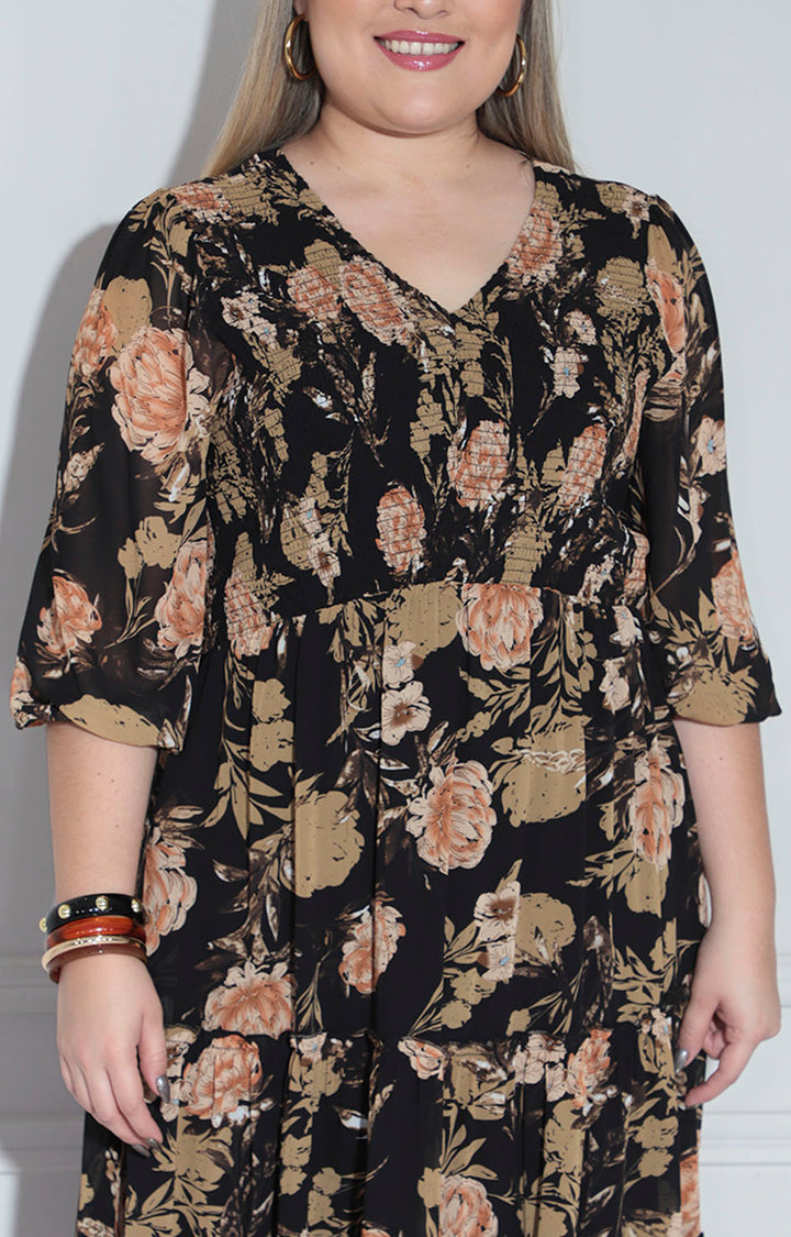 Vestido negro con flores