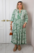 Vestido con estampado floral y mangas largas