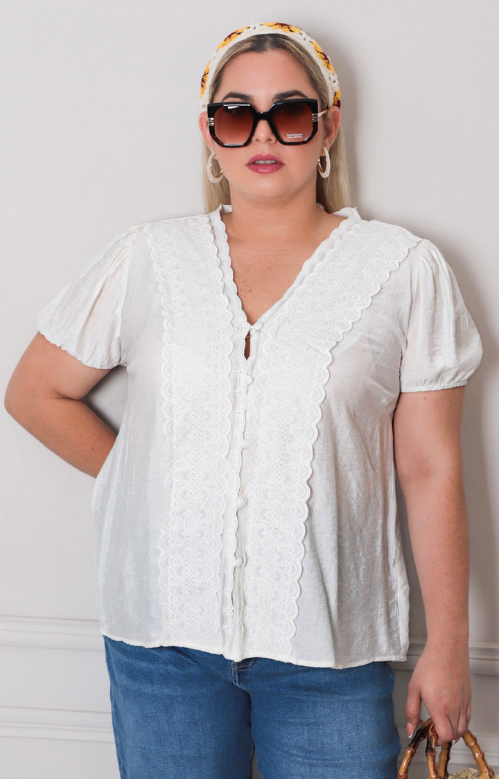 Blusa blanca con bordado - BLUSAS CURVY Boutiquemirel 