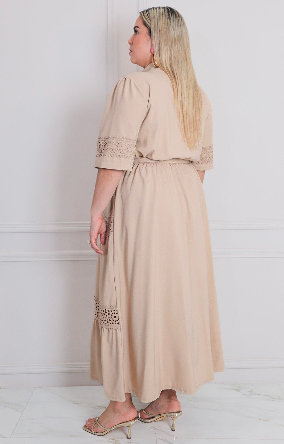 Vestido largo con guipiur - VESTIDO LARGO CURVY Boutiquemirel 
