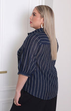 Blusa camisera a rayas Boutiquemirel para mujer curvy, con cuello camisero y manga larga
