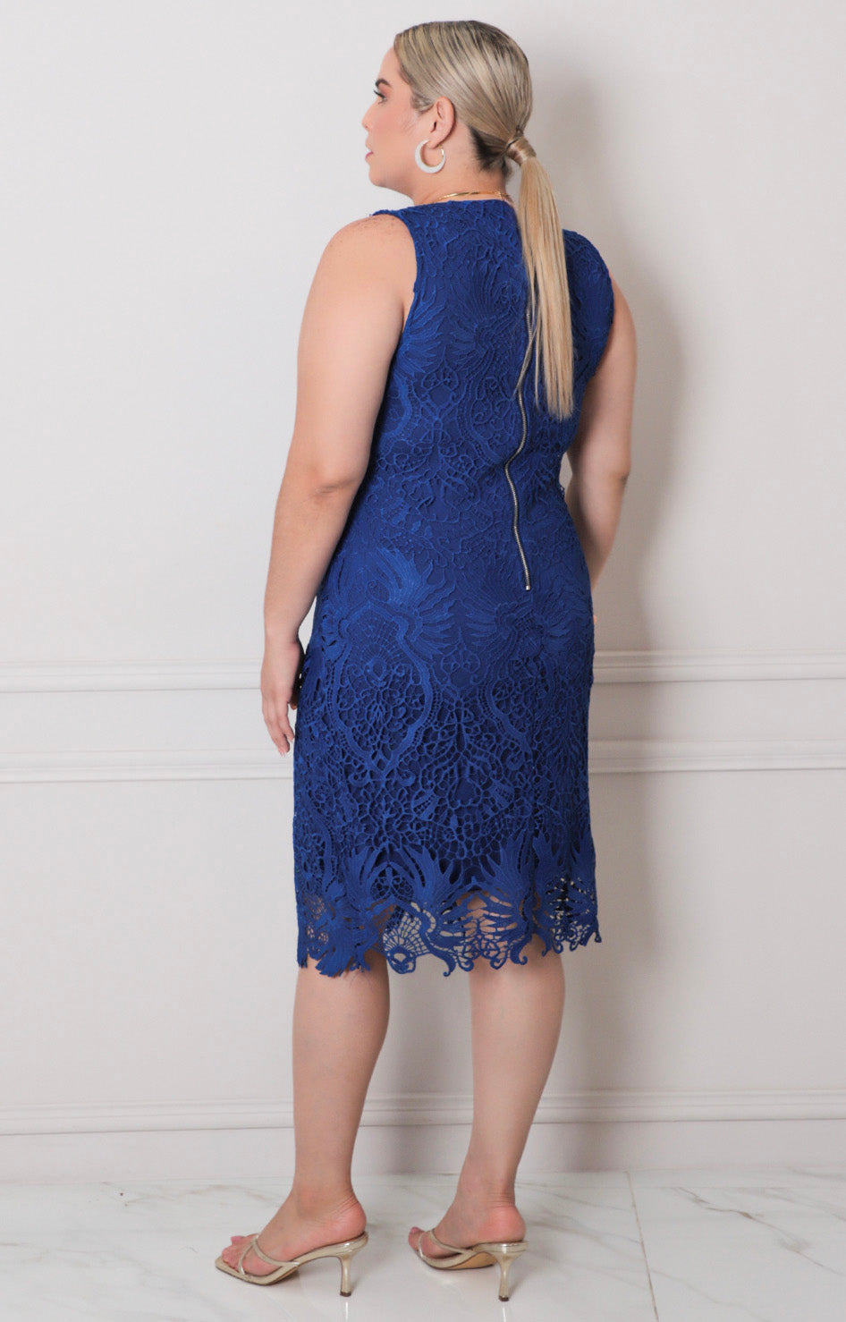 Vestido de guipiur - VESTIDO CORTO CURVY Boutiquemirel 