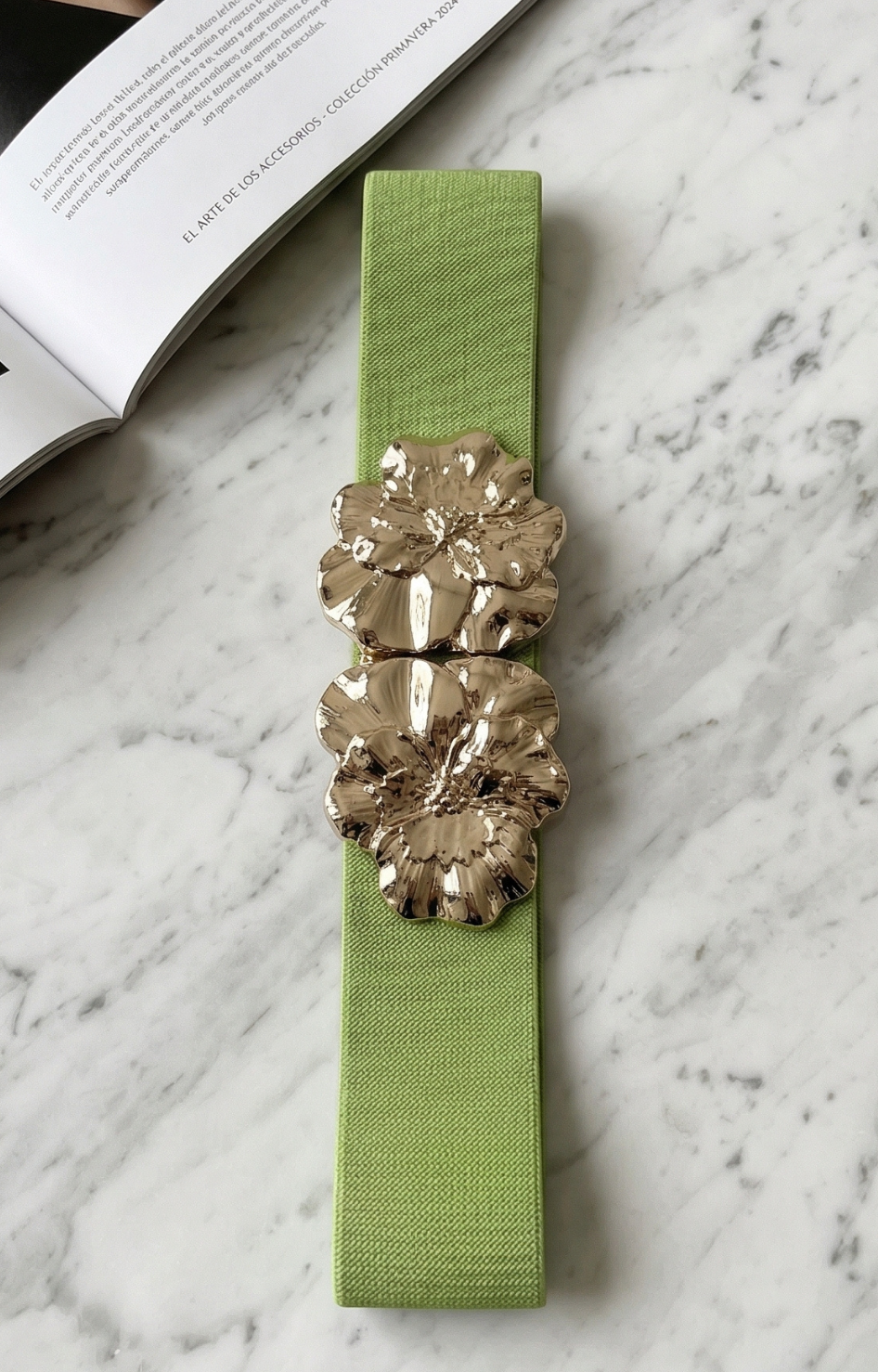 Cinturón elástico verde flor dorada - CINTOS Boutiquemirel 