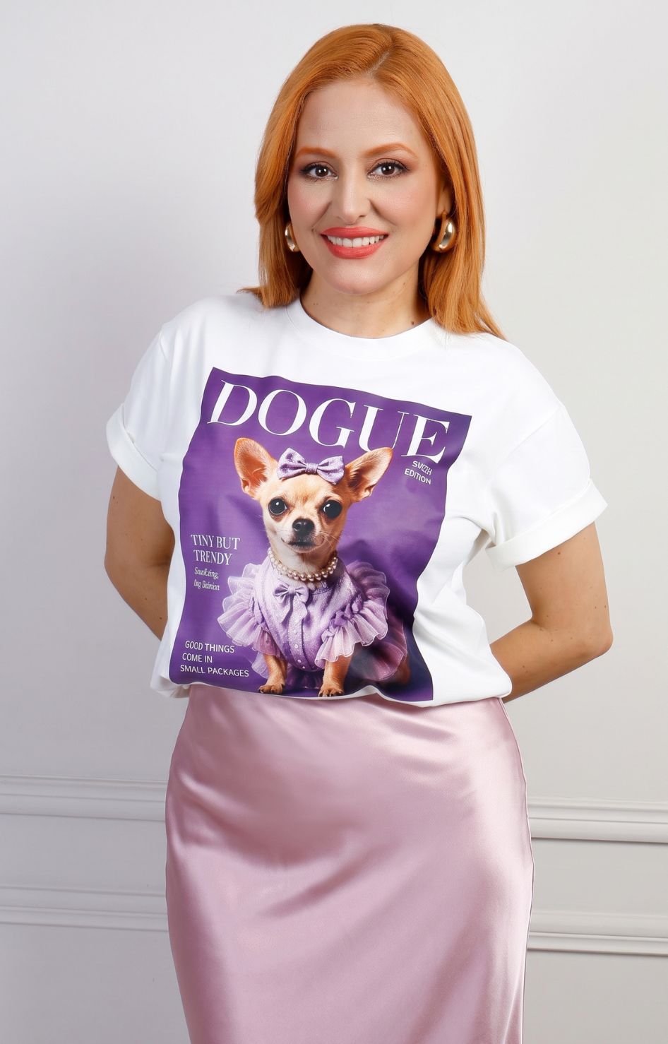 Playera blanca con estampado de blusas regular de la marca Boutiquemirel, con diseño moderno y cómodo.