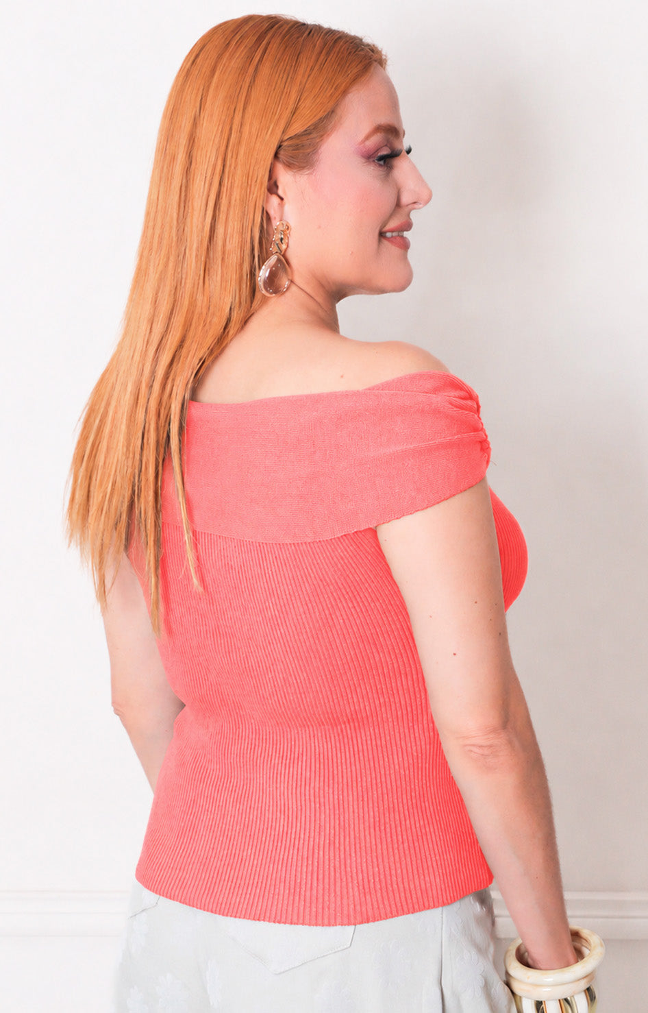Blusa naranja con broche dorado - BLUSAS REGULAR Boutiquemirel 
