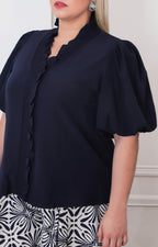 Blusa lisa con volantes - BLUSAS CURVY Boutiquemirel 