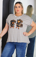 Playera estampada con rayas beige