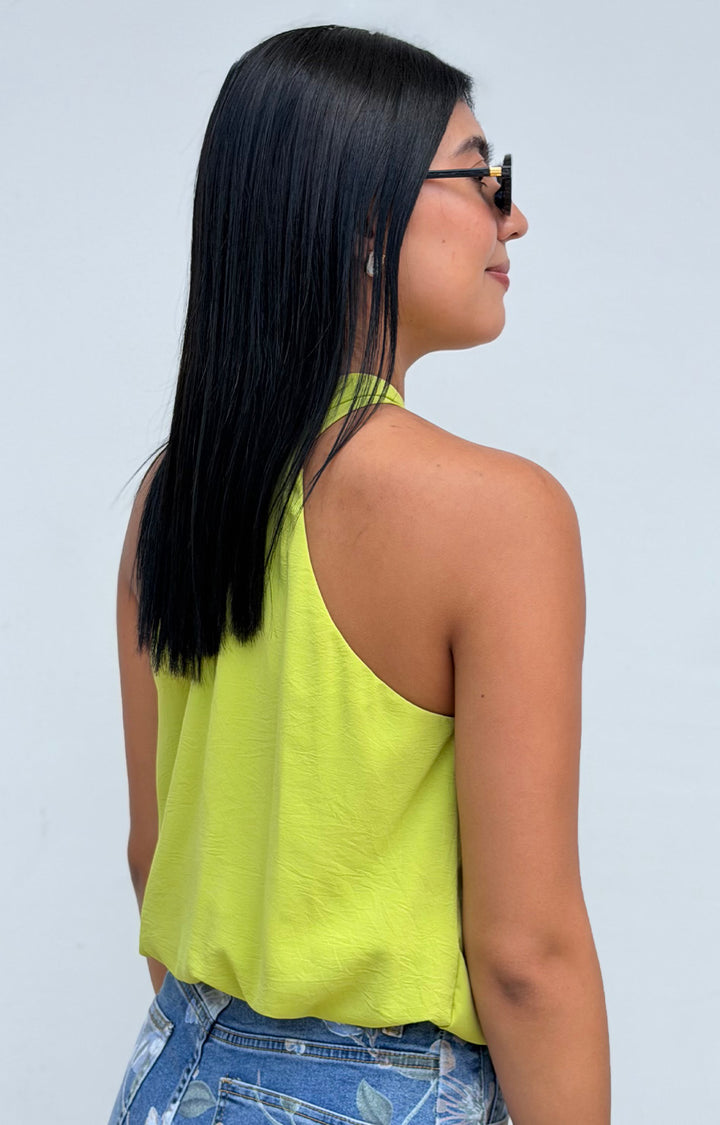 Blusa con broche dorado - BLUSAS REGULAR Boutiquemirel 