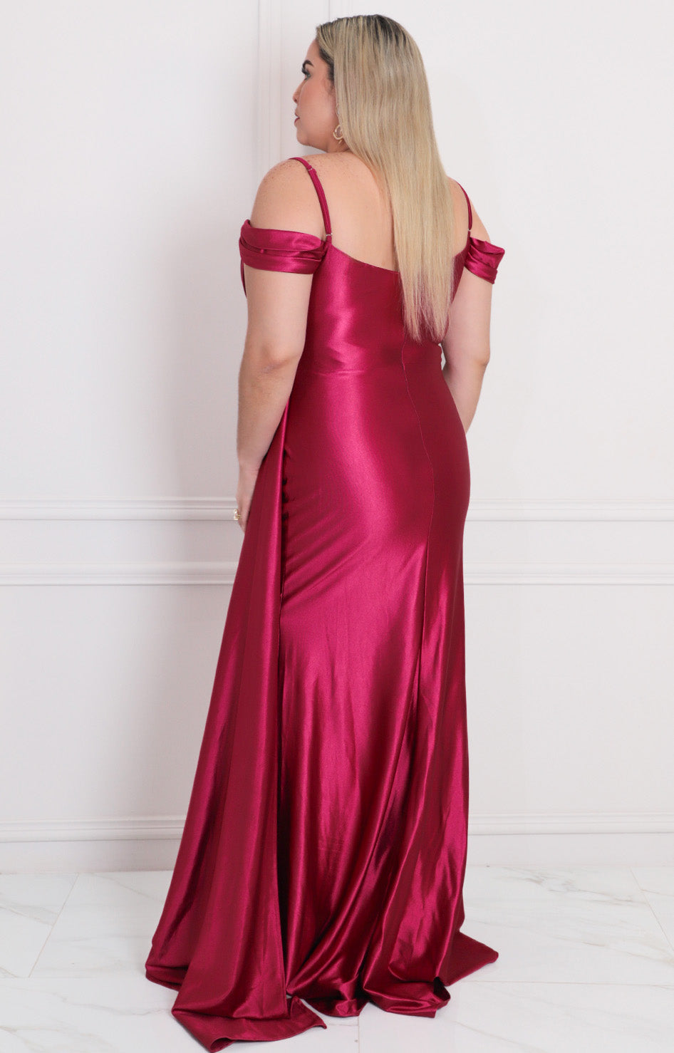 Vestido largo de tirantes - VESTIDO LARGO CURVY Boutiquemirel 