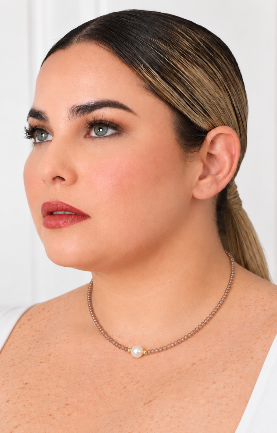 Collar corto de piedra natural Boutiquemirel con diseño elegante y acabado artesanal