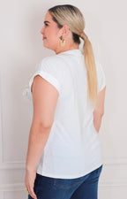 Blusa floral con aplicaciones - BLUSAS CURVY Boutiquemirel 
