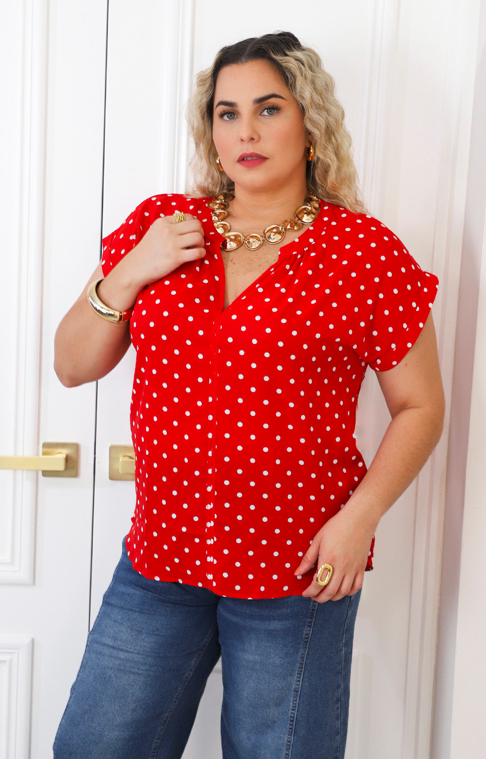 Blusa roja con polka dots