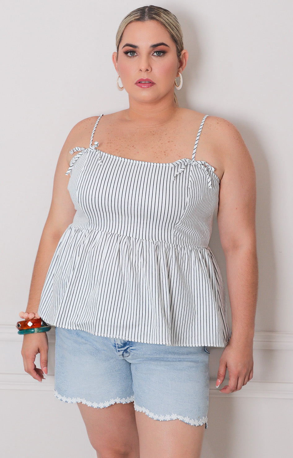 Blusa blanca de tirantes - BLUSAS CURVY Boutiquemirel 