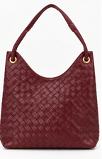 Bolsa de hombro acolchada con cadena